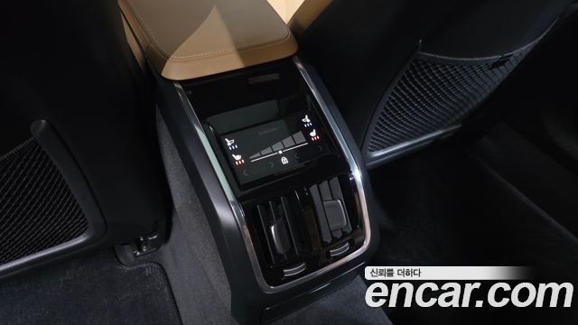 Volvo S90 2023 — photo 38