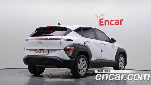 Hyundai Kona 2023 — photo 2