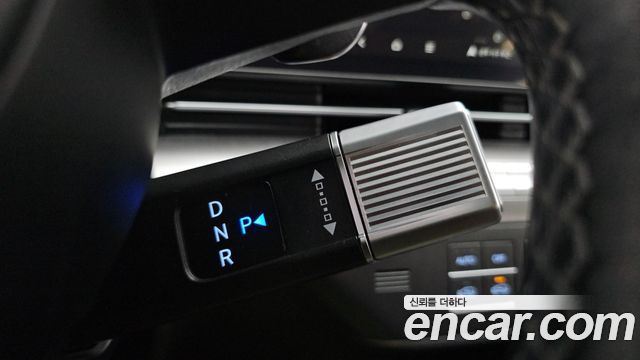Hyundai Kona 2023 — photo 12