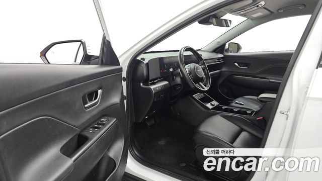 Hyundai Kona 2023 — photo 13