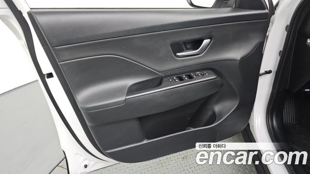 Hyundai Kona 2023 — photo 14