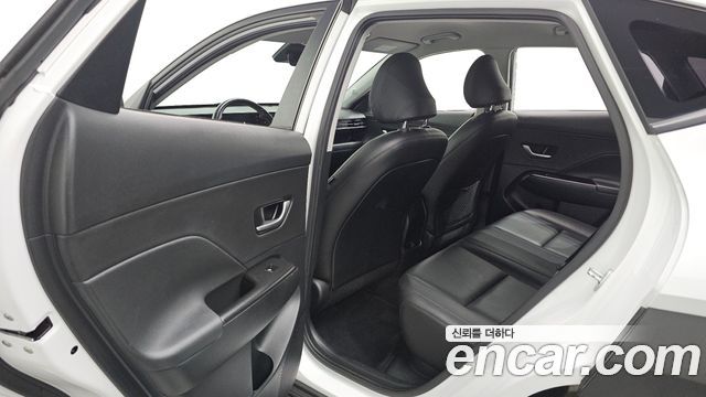Hyundai Kona 2023 — photo 16