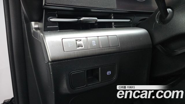 Hyundai Kona 2023 — photo 28