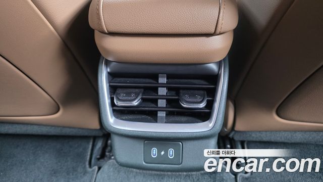 Hyundai Grandeur 2025 — photo 32