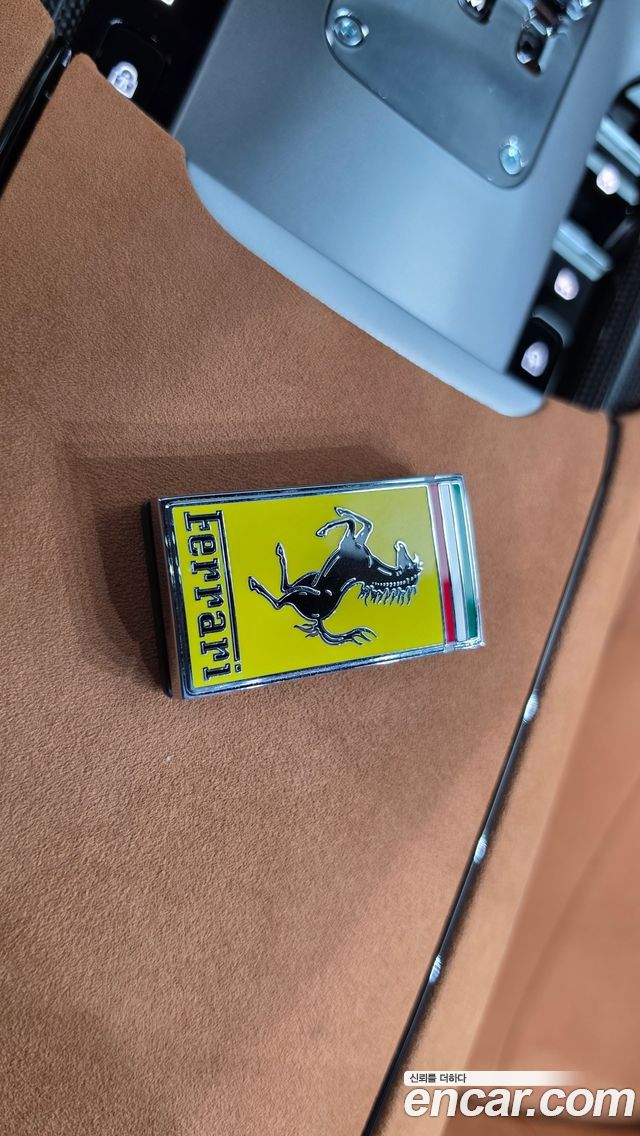 Ferrari Purosangue 2024 — photo 28