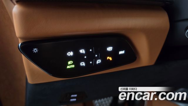 Ferrari Purosangue 2024 — photo 31