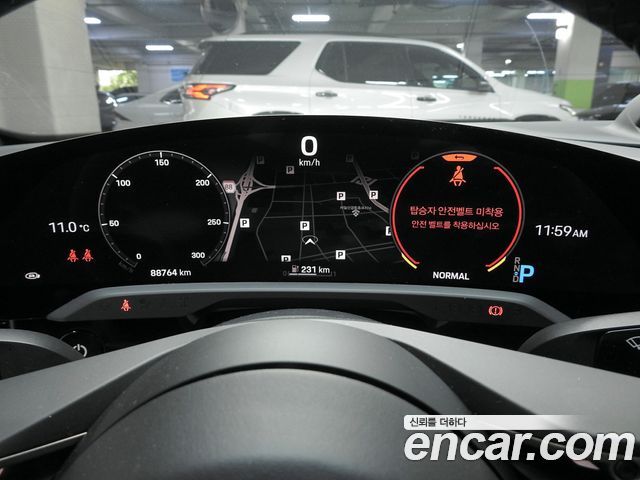 Porsche Taycan 2021 — photo 8