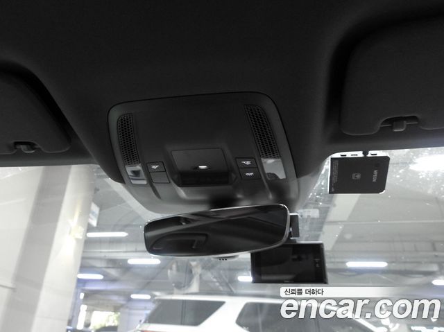 Porsche Taycan 2021 — photo 12