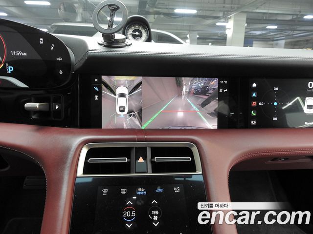 Porsche Taycan 2021 — photo 15