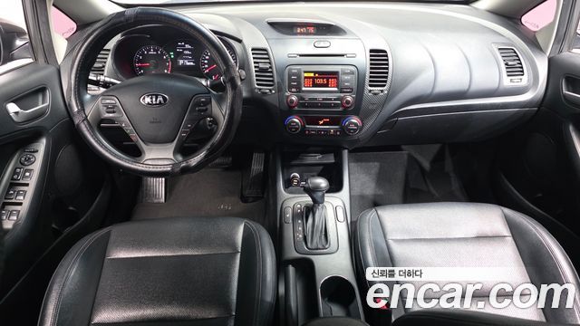 Kia K3 2013 — photo 7
