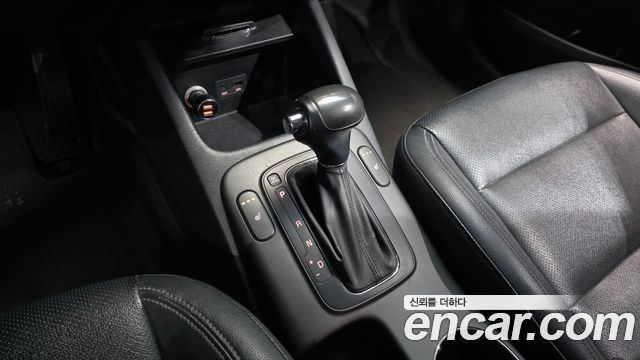 Kia K3 2013 — photo 9