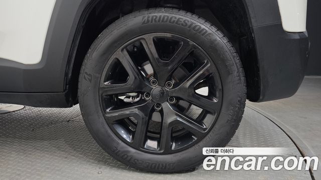 Jeep Renegade 2022 — photo 7