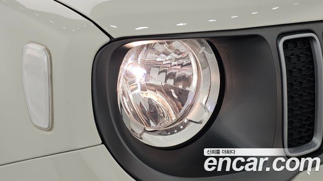 Jeep Renegade 2022 — photo 8