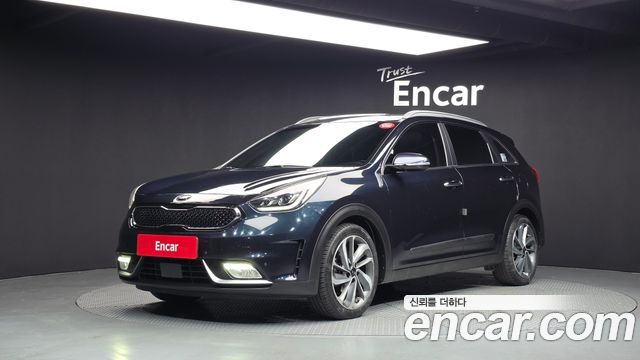 Kia Niro 2018 — photo 1