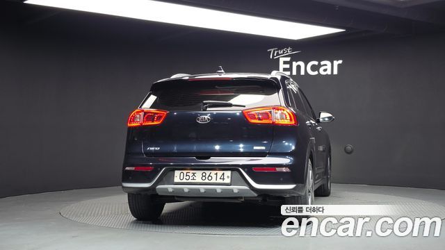 Kia Niro 2018 — photo 4