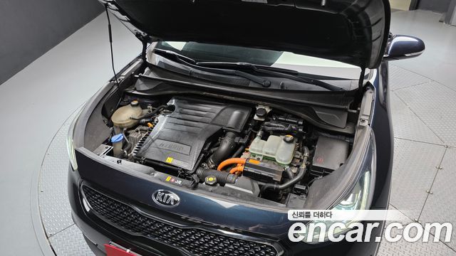 Kia Niro 2018 — photo 6