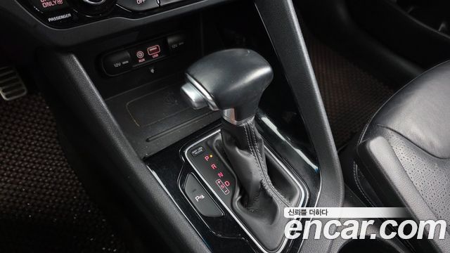 Kia Niro 2018 — photo 9