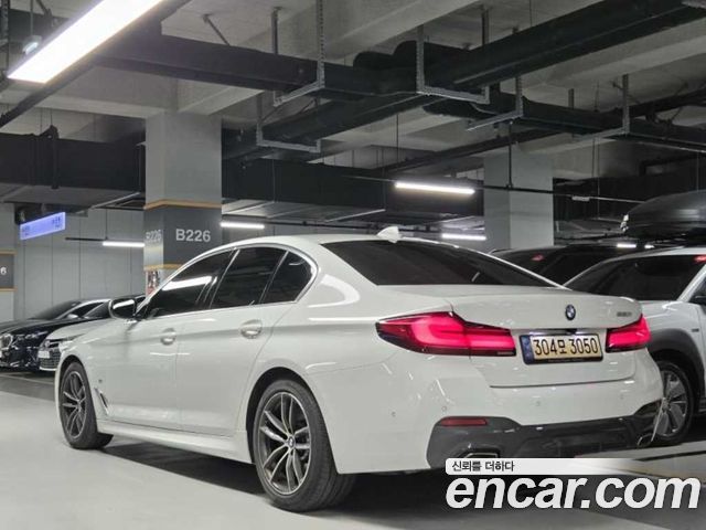BMW 5-Series 2021 — photo 4
