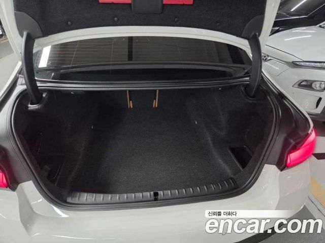 BMW 5-Series 2021 — photo 15