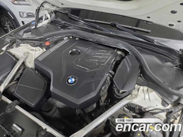 BMW 5-Series 2021 — photo 19