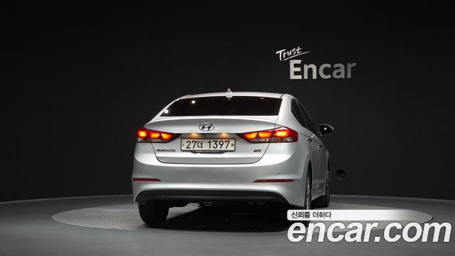 Hyundai AVANTE 2017 — photo 4