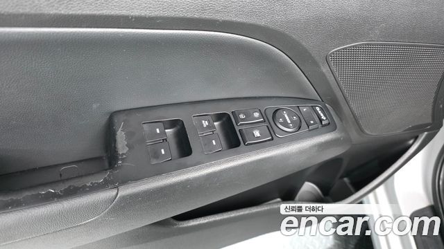 Hyundai AVANTE 2017 — photo 30