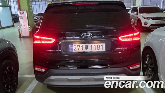 Hyundai Santafe 2019 — photo 2