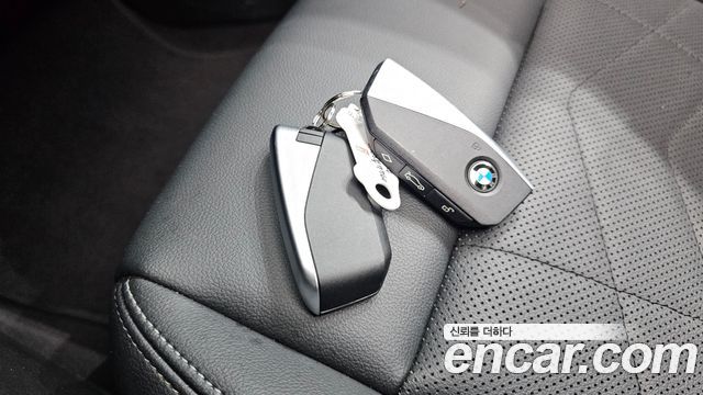 BMW 2-Series 2022 — photo 25