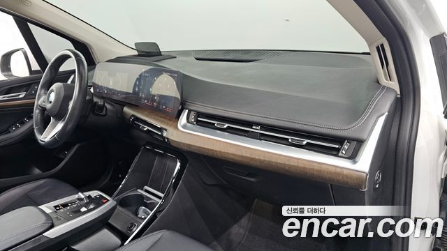 BMW 2-Series 2022 — photo 29