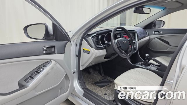 Kia K5 2013 — photo 13