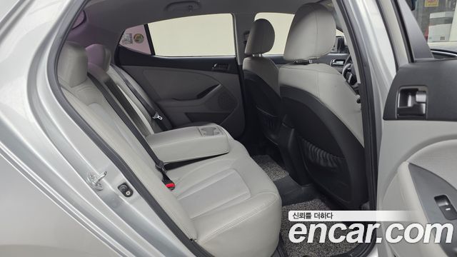 Kia K5 2013 — photo 16