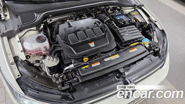 Volkswagen Golf 2022 — photo 6