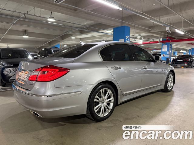 Hyundai Genesis 2012 — photo 3