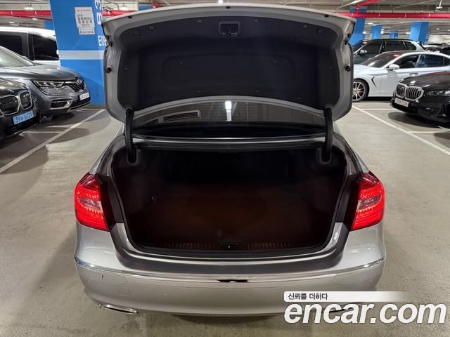Hyundai Genesis 2012 — photo 10
