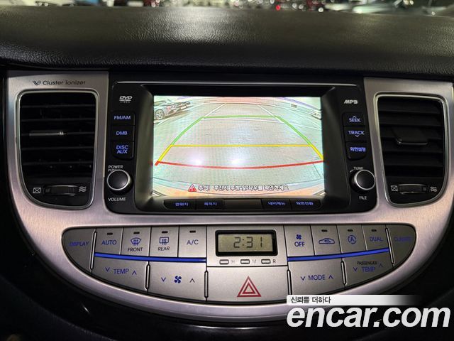 Hyundai Genesis 2012 — photo 16