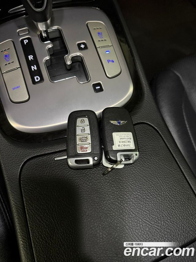 Hyundai Genesis 2012 — photo 20