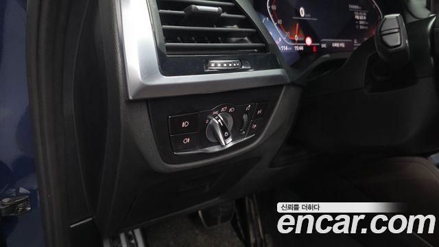 BMW X4 2020 — photo 29