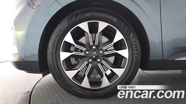 Kia Canival 2021 — photo 5