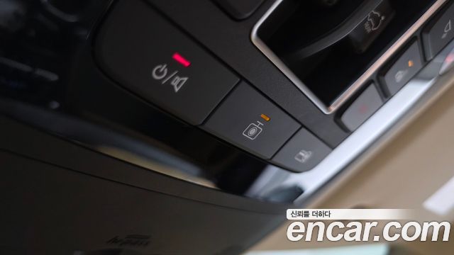 Kia Canival 2021 — photo 25