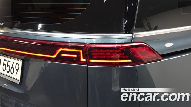 Kia Canival 2021 — photo 9