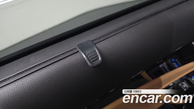 Kia Canival 2021 — photo 34