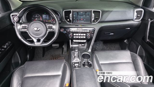 Kia Sportage 2018 — photo 10