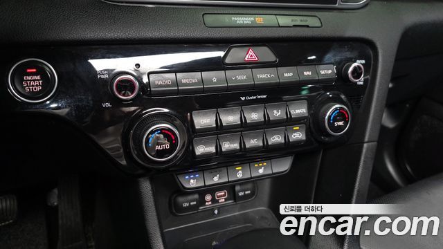 Kia Sportage 2018 — photo 23