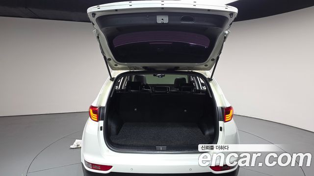 Kia Sportage 2018 — photo 26