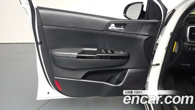 Kia Sportage 2018 — photo 14