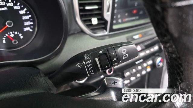 Kia Sportage 2018 — photo 28