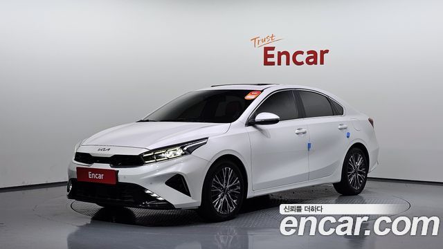 Kia K3 2022 — photo 1