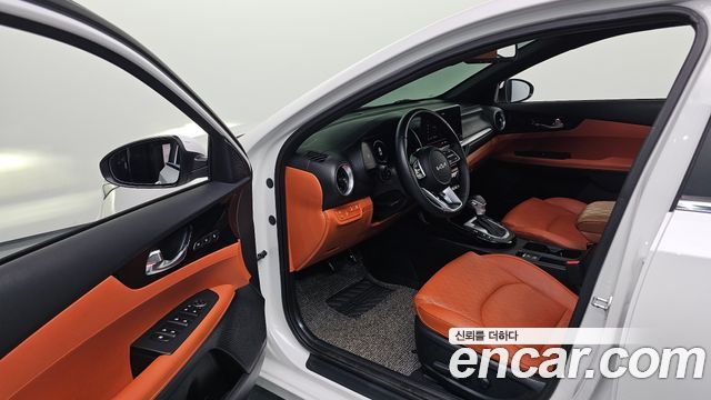 Kia K3 2022 — photo 13