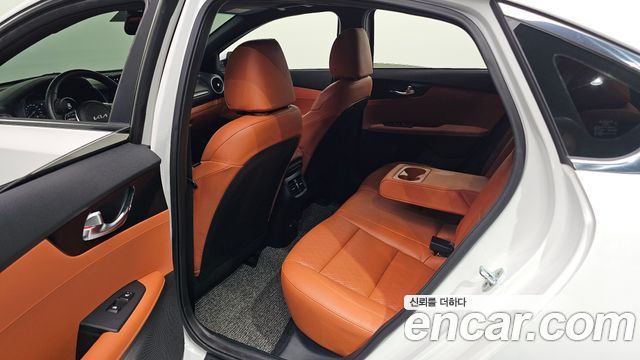 Kia K3 2022 — photo 17