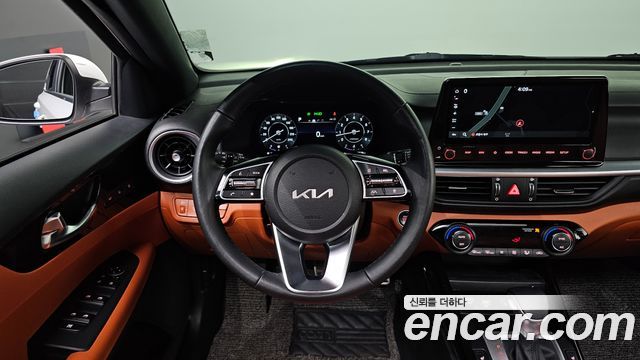 Kia K3 2022 — photo 18